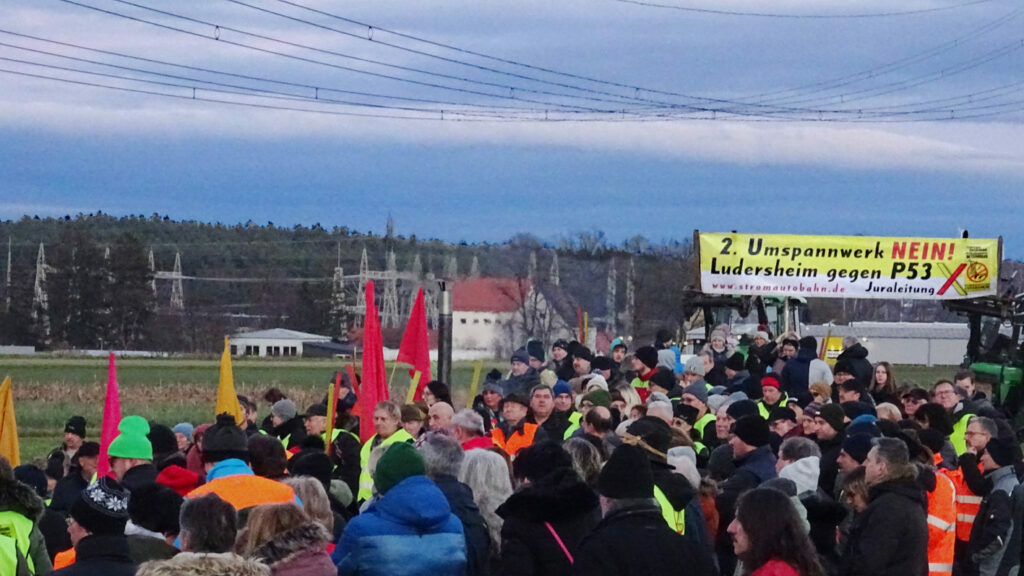 Solidarische Demonstration Ludersheim Menschen